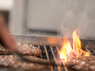 Ellos Grill Og Pizza