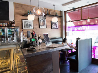 La Trattoria