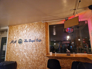 M&m The Bagel Cafe