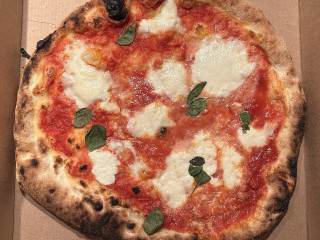 Spröd Pizza