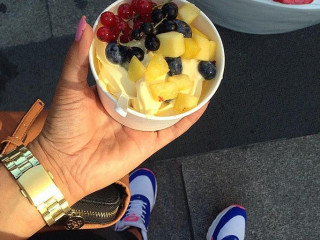 Yogo Frozen Yogurt