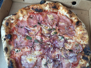 Spröd Sprød Pizza