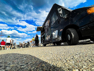 Cookadeli Food Truck