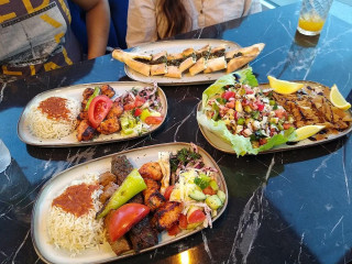 Al Rayes Pizza Manakish
