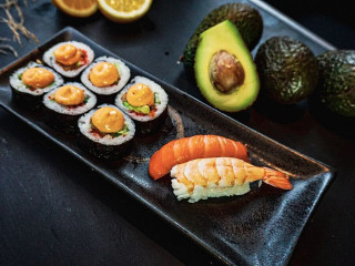 Oishii Sushi