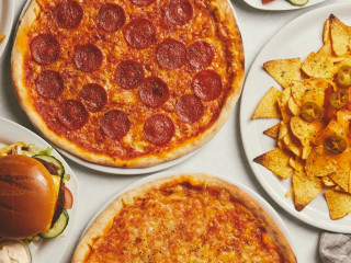 Roberto's Pizzeria Grillbar