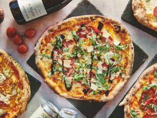 Antico Forno A Legna Pizzeria