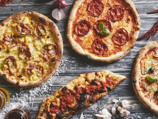 Jonas' Pizzeria