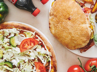 Mama Mia Pizza Kebab