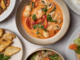 Ban Pui Thai Kitchen
