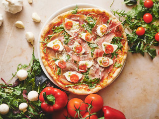 Mega Pizza