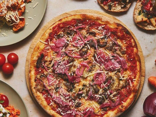 Manne's Pizza