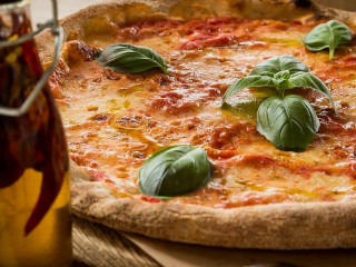 Asbendos Pizza Grill