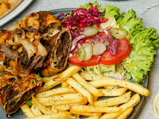 Pizza Shawarma Station