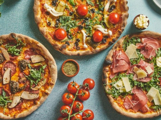 Jumbo's Pizzaria