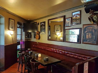 Irish Pub