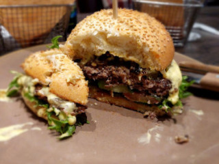 Golden Gate Burger