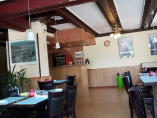 Pizza House