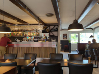 Dianas Cafe Steakhouse