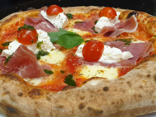 Pizzeria La Piazza