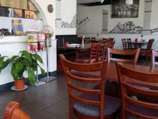 Hugo's Pizzaria