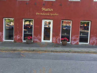 Matios Det Italienske Spisehus