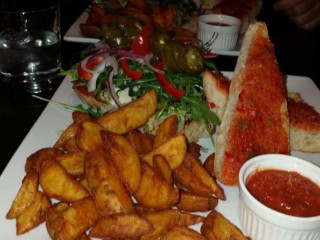 Lystrup Café Familierestaurant