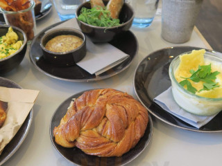 Meyer's Deli