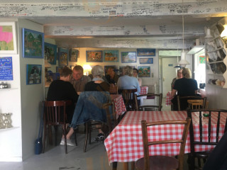 Mormors Lille Café