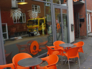 The Bagel Shop