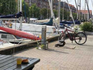 Cafe Badklubben